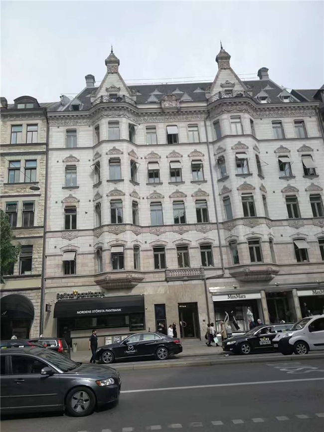 北歐+俄羅斯14日游集錦 沙尼亞首都塔林、諾貝爾文學(xué)研究院、天主教堂、王宮和皇家圖書館