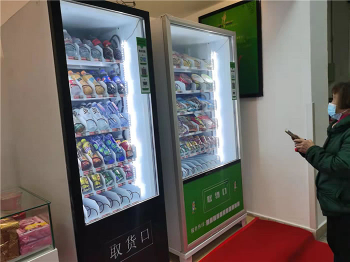 四川中青旅綿陽分社、綿陽市中旅假日旅行社、綿陽自來文化傳播有限公司24H自助售貨服務(wù)盛大開業(yè)