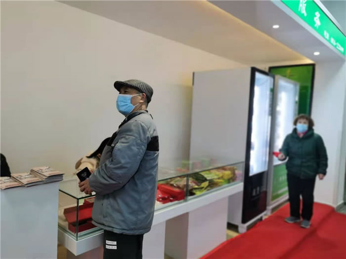 四川中青旅綿陽分社、綿陽市中旅假日旅行社、綿陽自來文化傳播有限公司24H自助售貨服務(wù)盛大開業(yè)