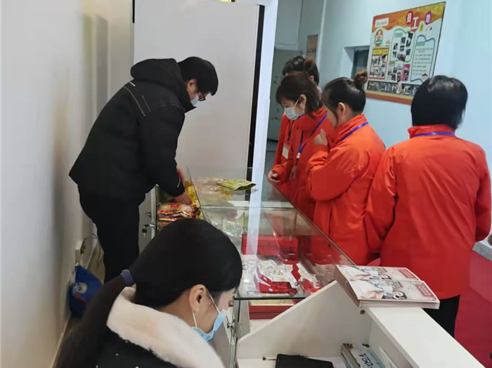 四川中青旅綿陽分社、綿陽市中旅假日旅行社、綿陽自來文化傳播有限公司24H自助售貨服務(wù)盛大開業(yè)